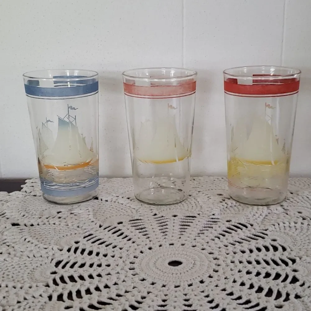 Vintage set sailboat